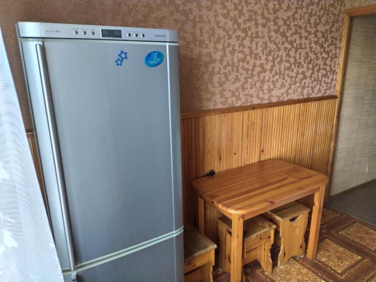 Apartment On Oktyabrskaya 105 Bobruisk ภายนอก รูปภาพ